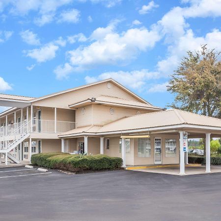 Super 8 By Wyndham Madison Hotel Kültér fotó