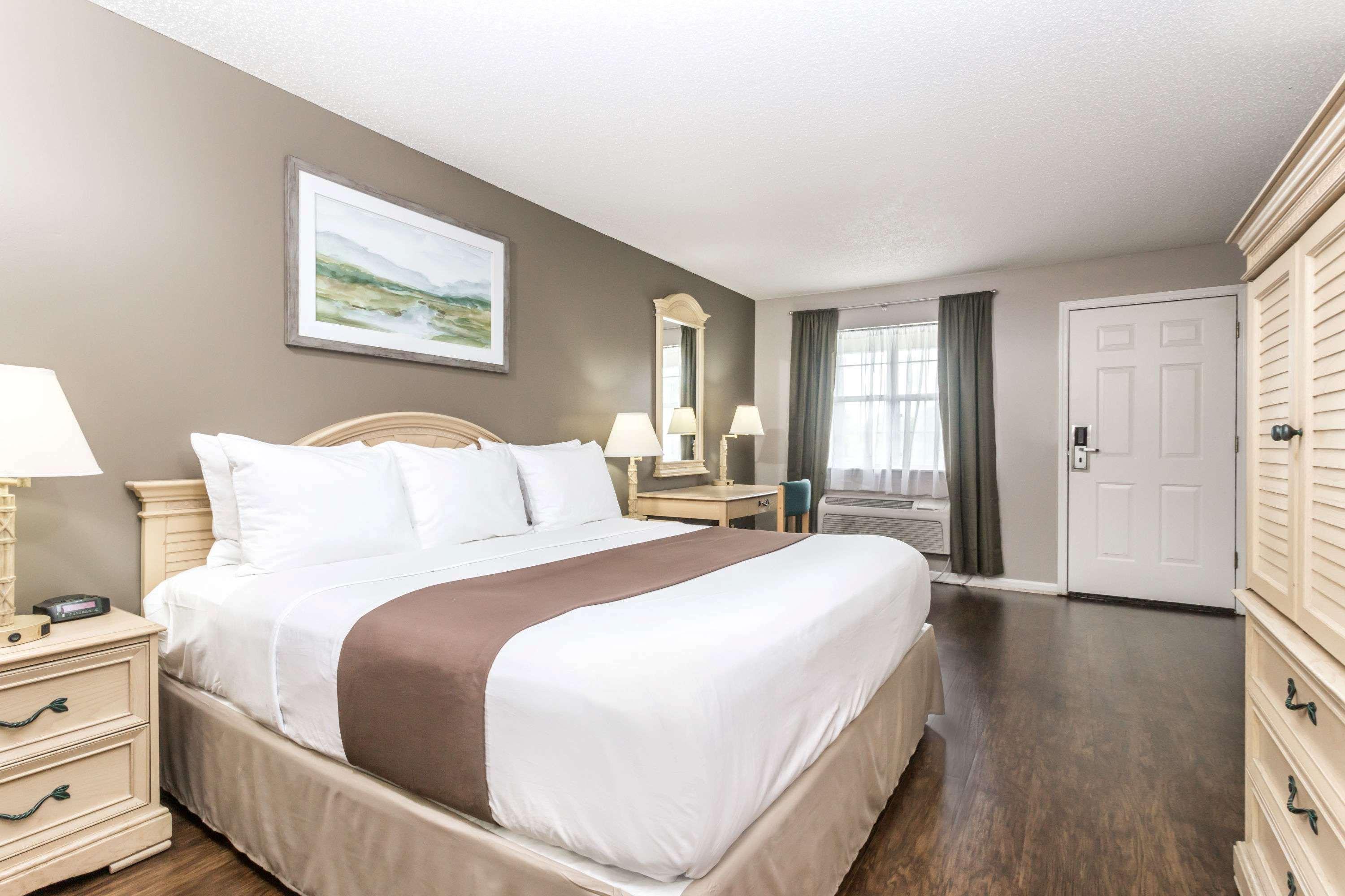 Super 8 By Wyndham Madison Hotel Kültér fotó