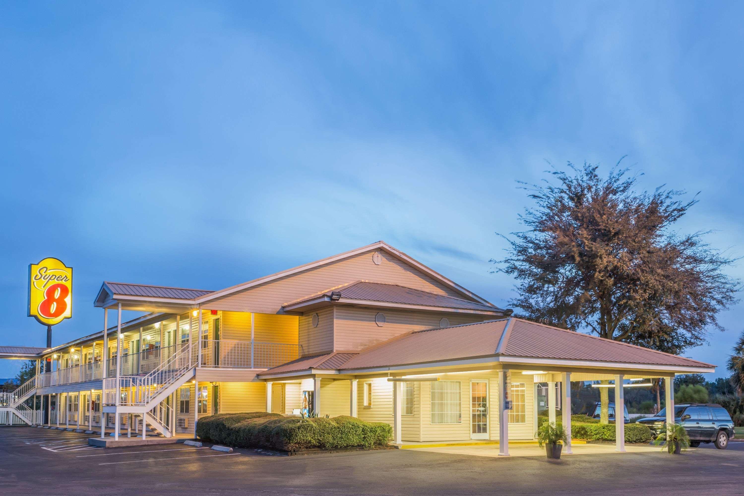 Super 8 By Wyndham Madison Hotel Kültér fotó